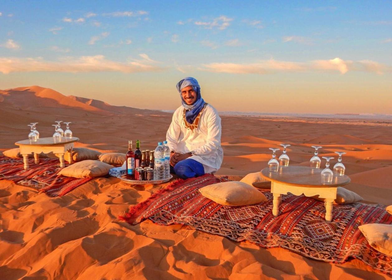 Готель Sahara Luxury Glamping Мерзуга Екстер'єр фото