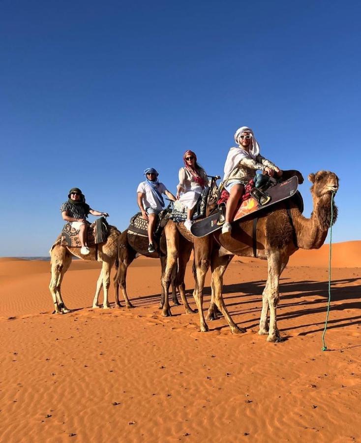 Готель Sahara Luxury Glamping Мерзуга Екстер'єр фото