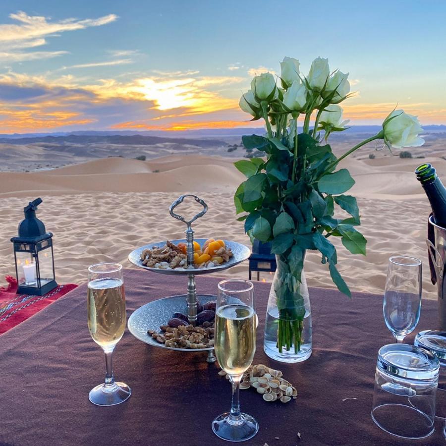 Готель Sahara Luxury Glamping Мерзуга Екстер'єр фото